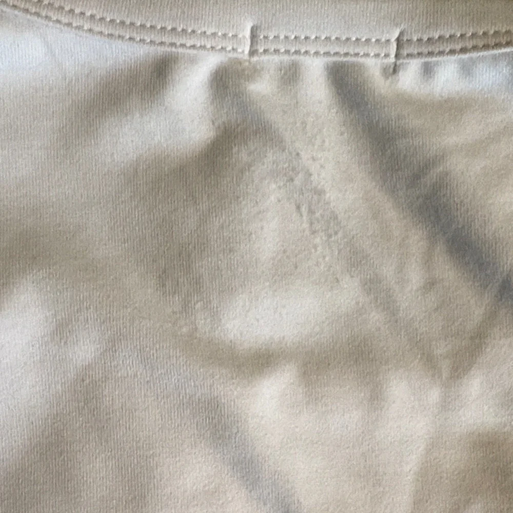 Blue and White Patterned Women's Top J McLaughlin size Large - Picture 6 of 7